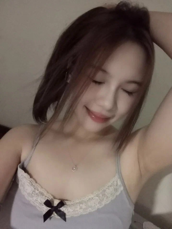 Bị gã thầy giáo biến thái xe đầu ti làm lồn rỉ nước